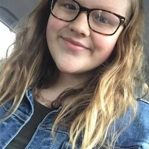 Meet your Posher, Abigail